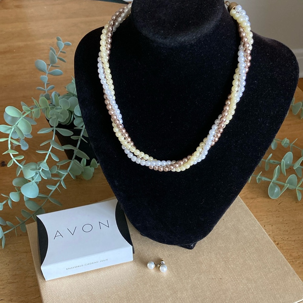 Vintage Avon 3-Strand Pearl Torsade Necklace & Stud Set | Cream White Gold NIB